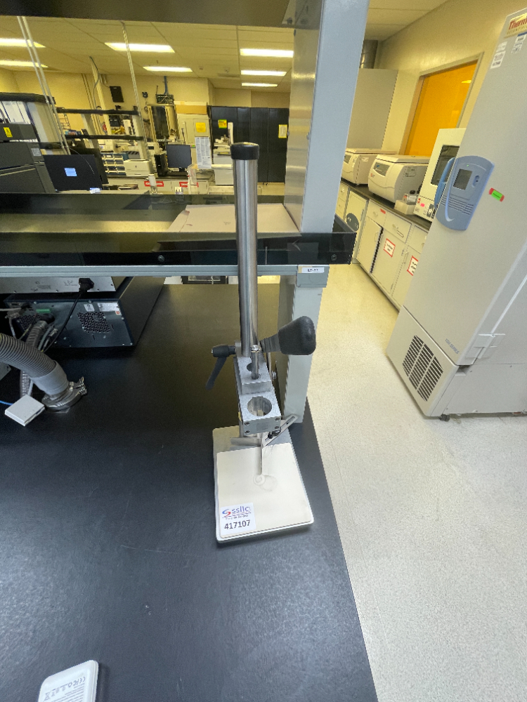 Image of Manual Laboratory Stand